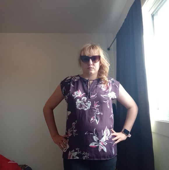 Reitmans Tops - Flower Shirt Reitmans